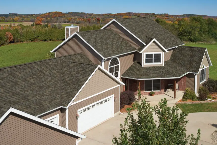 A roof with Nordic™ shingles, a top performance shingle line from IKO. 