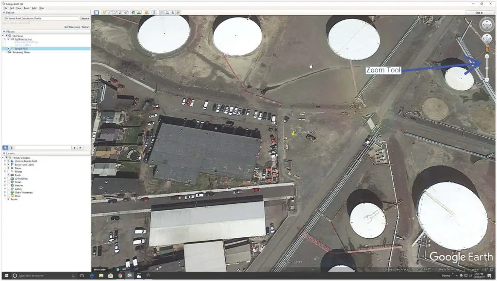 Location of the zoom tool in Google Earth.