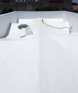 Is a White Roof Cooler Than a Black Roof? Science and Energy Efficiency Explained
